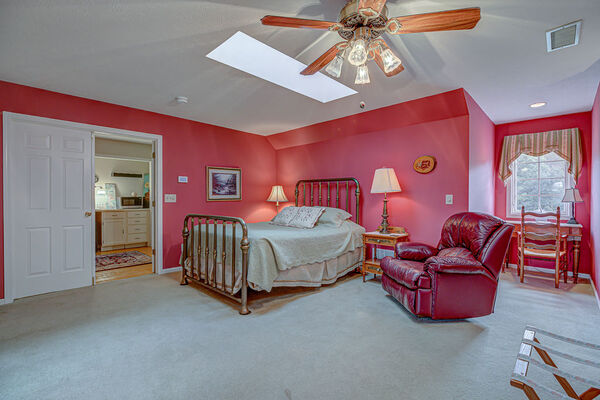 3rd Floor Family Suite Photo 12