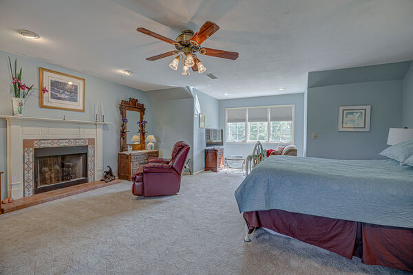 3rd Floor Family Suite Photo 5