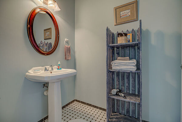 Periwinkle Room Photo 3